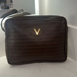 Mario Valentino EUC vintage wristlet